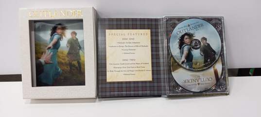 Outlander Season One Collector Edition on Blu Ray image number 3