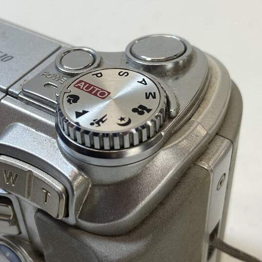 Fujifilm FinePix E510 5.2MP Digital Camera image number 6