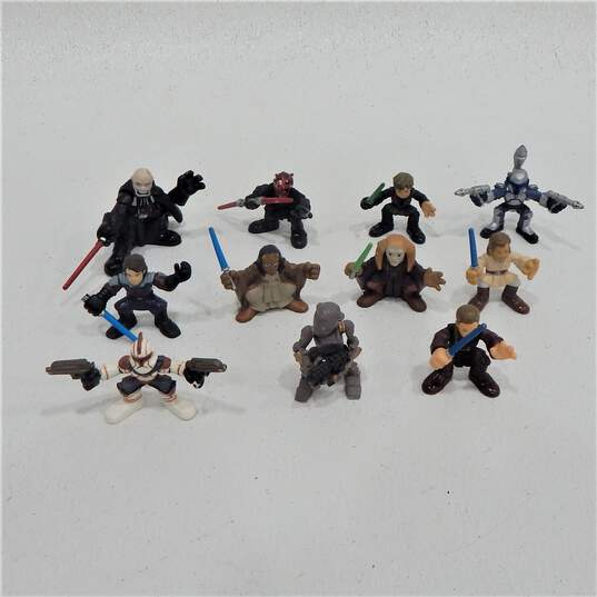 Lot of 11 Star Wars Galactic Heroes Action Figures image number 1