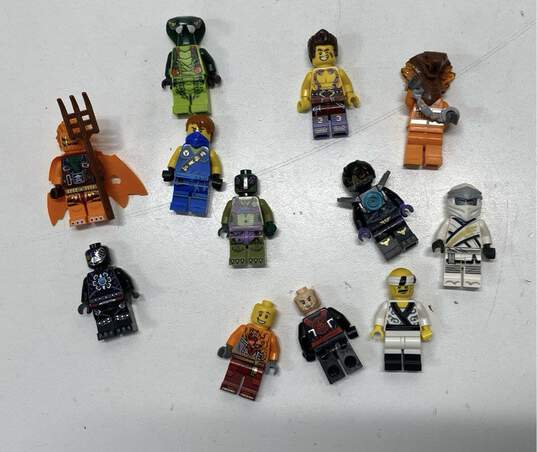 Mixed Lego Ninjago & Chima Minifigures Bundle (Set of 12) image number 1