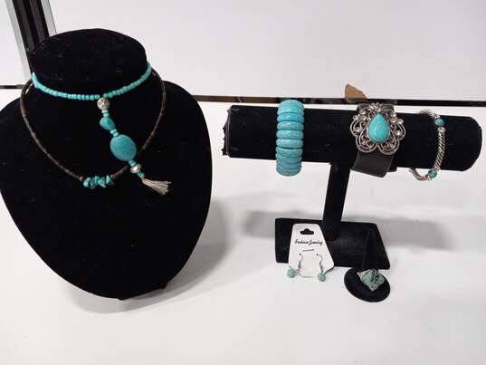 6pc Turquoise Styled Jewelry Bundle image number 1