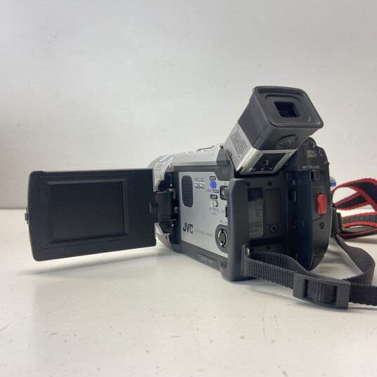 JVC GR-DVL520U MiniDV Camcorder image number 7