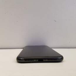 Apple iPhone 11 (Gray) For Parts Only alternative image