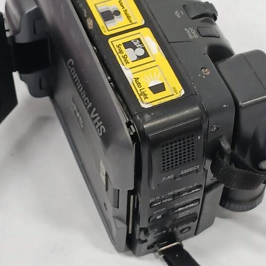 2pc Panasonic PV-DV203D & JVD GR-AXM310U Camcorders image number 2