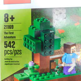 LEGO Minecraft Factory Sealed 21169 The First Adventure alternative image