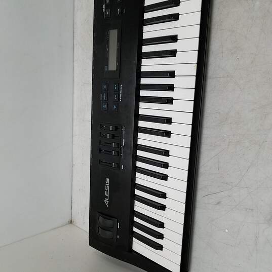 Alesis QS 7.1 Synthesizer image number 2
