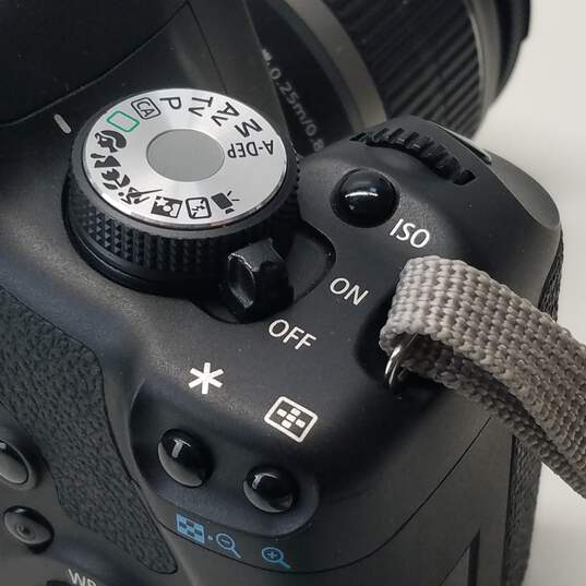 Canon EOS Rebel T1i 15.1MP Digital SLR Camera with 18-55mm Lens image number 4
