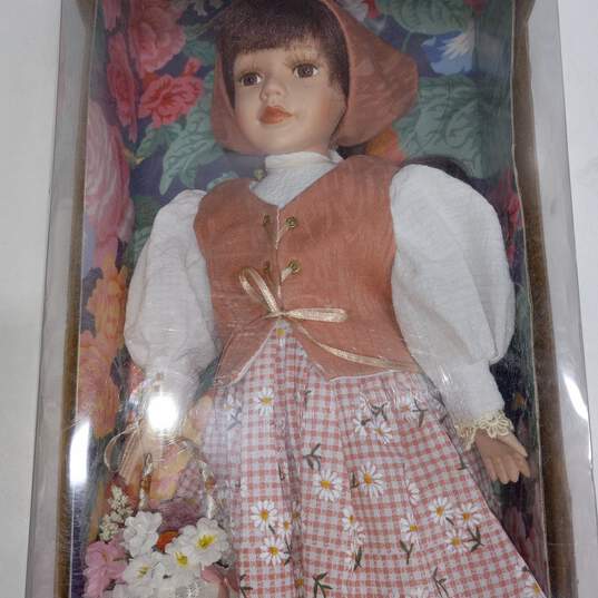 Noble Heritage Flower Girl Doll IOB image number 4