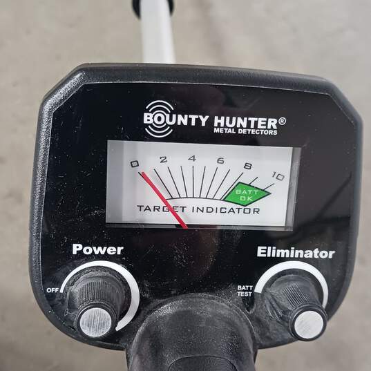 Bounty Hunter Metal Detector image number 5