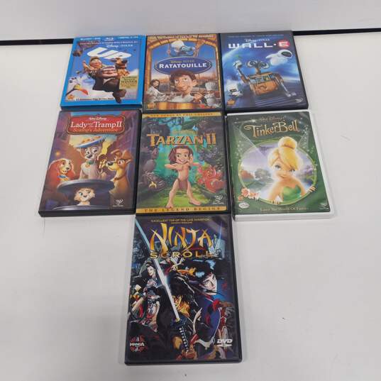 7pc Bundle of Assorted Kid & Family DVD’s image number 1