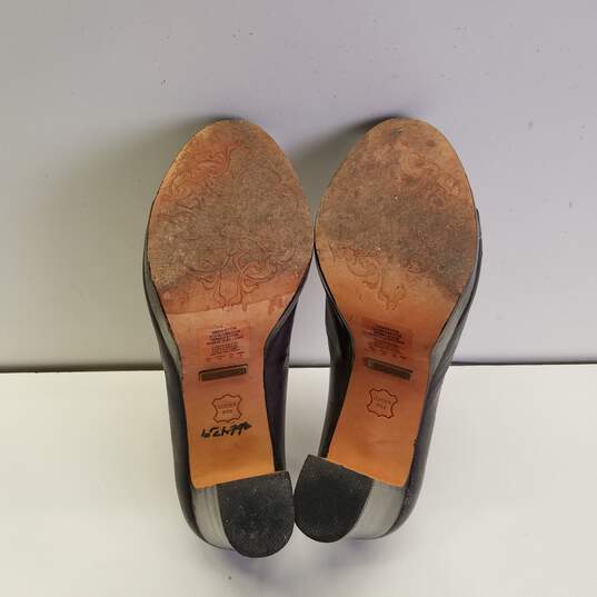 Kenneth Cole Gray Leather Slip On Platform Pump Heels Shoes Women's Size 7.5 image number 6