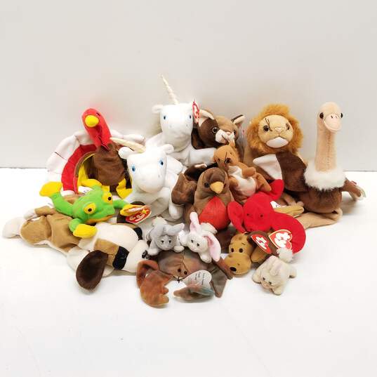 Ty Beanie Babies Assorted Bundle Lot of 17 image number 1
