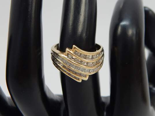 10K Yellow Gold 0.52 CTTW Baguette & Round Diamond Bypass Ring 4.1g image number 3