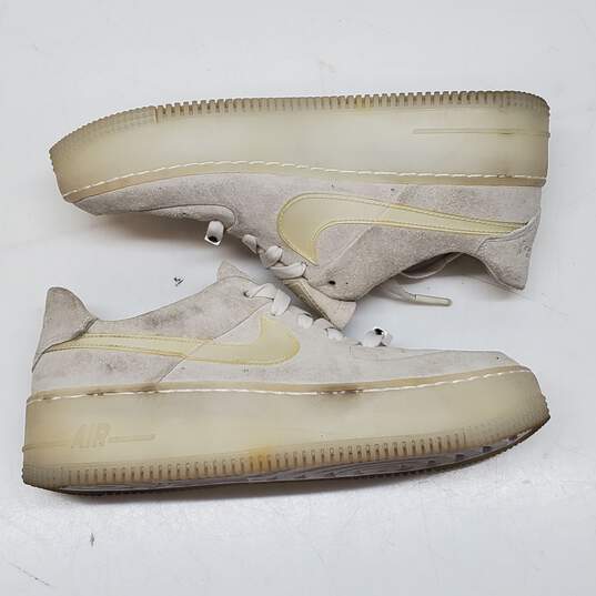 Nike Suede Air Force 1 Size 7 image number 3