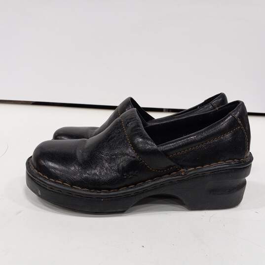 Women's BOC by Born Slip-On Leather Clogs Sz 6/36.5 image number 3
