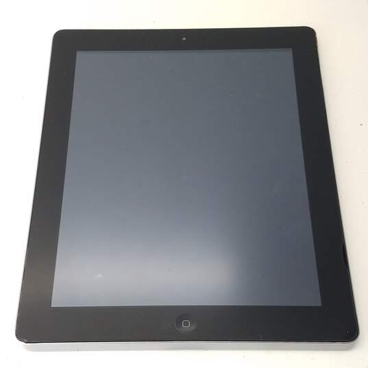Apple iPad 2 (A1395) - Lot of 2 - LOCKED image number 3