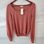Evereve Scoop Neck Sweater in Dusty Rose Pink with Tags Size M image number 1