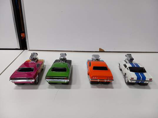 2000 Funline Muscle Machines Assorted Toy Cars image number 3