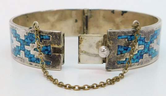Vintage Taxco 925 Crushed Turquoise Inlay Bangle Bracelet w/ Safety Chain 46.2g image number 6