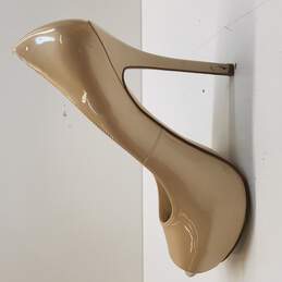 Enzo Angiolini Beige Heels Women's Size 7.5M alternative image