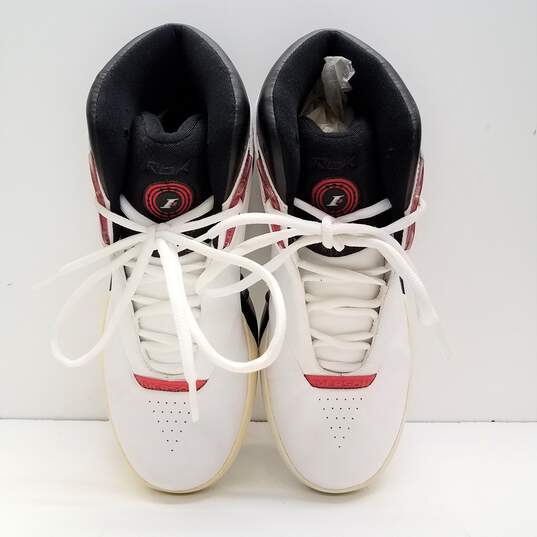 Reebok I3 Playoff II Basketball Shoes Men's Size 7 image number 6