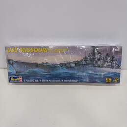 USS Missouri The 'Mighty Mo' Plastic Model Kit