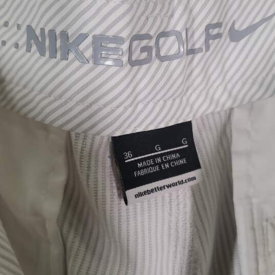 Mens Striped Regular Fit Flat Front Slash Pockets Golf Chino Shorts Size 36 image number 4
