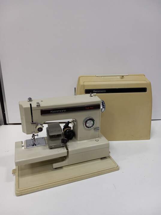 Kenmore Single Dial 158 Zig Zag Sewing Machine Model 158.10691 image number 1