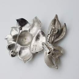 Trifari Silver Set Brooch Earrings Clip On alternative image