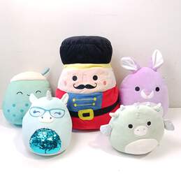 Bundle of 9 Assorted Squishmallow Plush Toys alternative image