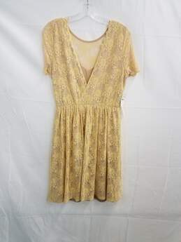 Everleigh Yellow Lace Short Sleeve Dress SZ M NWT alternative image
