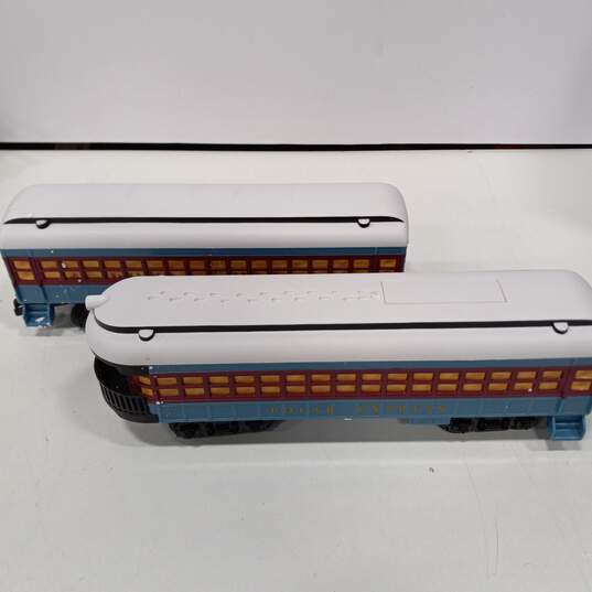 The Polar Express Model Train Set in Original Box image number 4