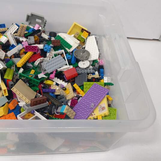 9.5lb Lot of Various Building Blocks and Pieces image number 3