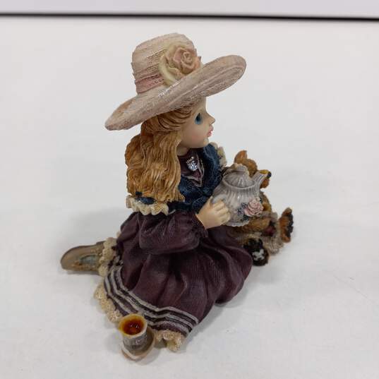 The Boyd's Collection Yesterday's Child A Child's Heart Figurine w/Box image number 3