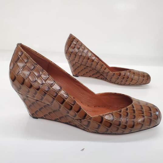 Johnston & Murphy Women's Brown Croc Embossed Leather Wedges Size 7.5 image number 4