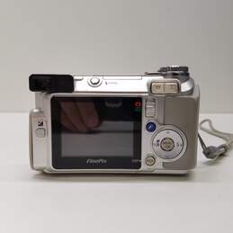Fujifilm FinePix E510 5.2MP Digital Camera alternative image