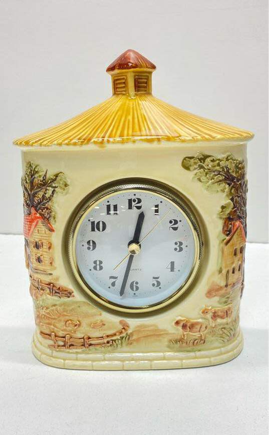Sears Roebuck and Co. Vintage Ceramic Kitchen Wall Clock Country Motif image number 1