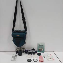 Canon EOS Rebel 2000 Camera w/ Quantaray Lens, Carry Bag & Accessories