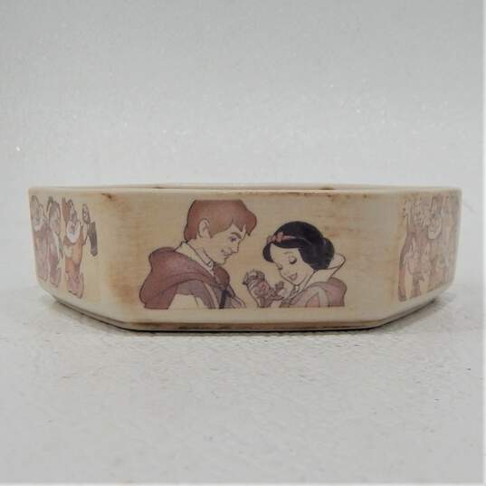 Disney Snow White & Seven Dwarfs 70th Anniversary Porcelain Box Commemorative Gift image number 5