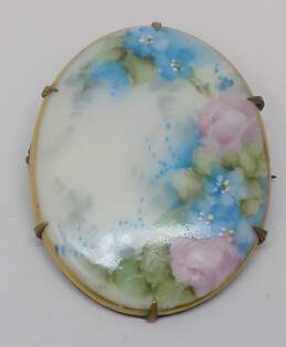 Antique Gold Tone Pink & Blue Painted Porcelain Brooch 16.6g
