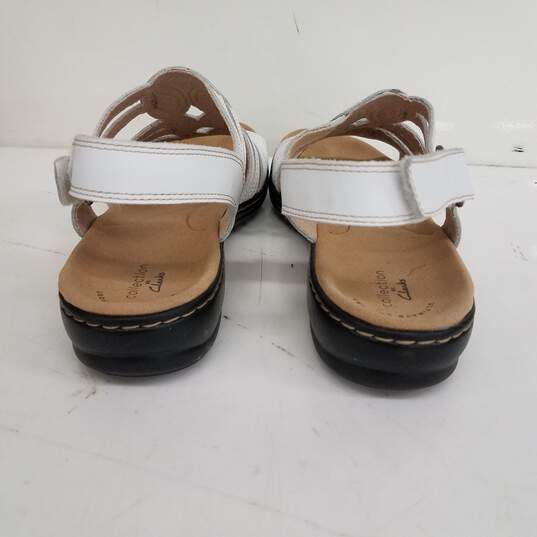 Collection by Clarks Leisa Janna White Leather Sandals IOB Size 10 image number 4