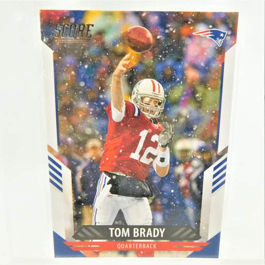 7 Tom Brady Football Cards Patriots Buccaneers image number 1