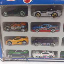 Hot Wheels & Matchbox Toy Cars Assorted 20pc Lot alternative image