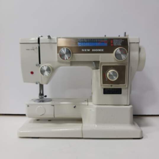 New Home Sewing Machine W/Pedal image number 5