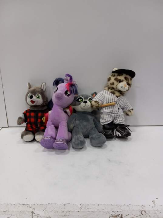 Bundle of 4 Assorted Build A Bear Stuffed Animals image number 1