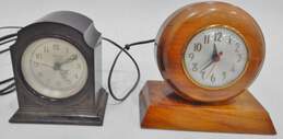 Vintage Sessions Wood & Lincoln Bakelite Art Deco Electric Mantel Clocks alternative image