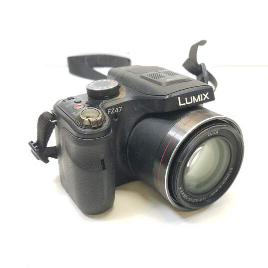 Panasonic Lumix DMC-FZ47 12.1MP Digital Camera image number 1