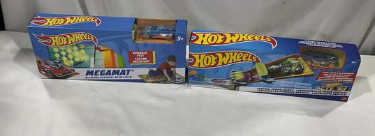 lot Of Hot Wheels image number 2