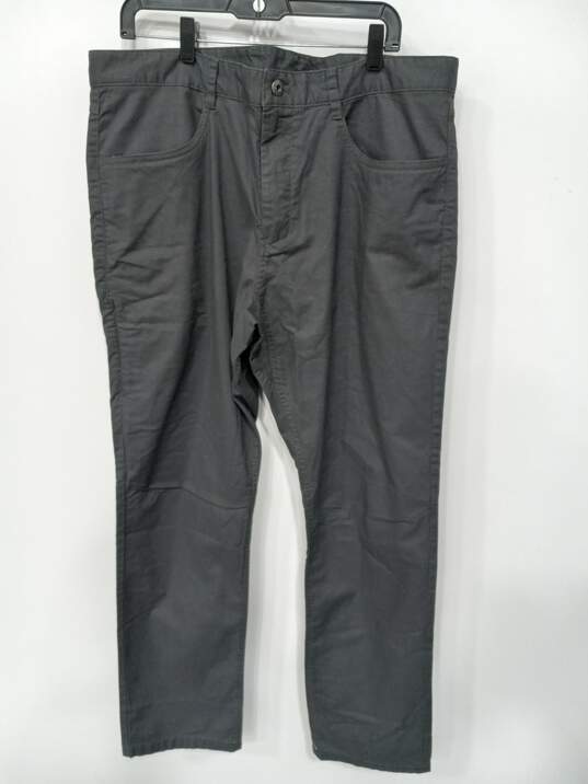 The North Face Men's Gray Tapered Leg Jeans Size 38 image number 1
