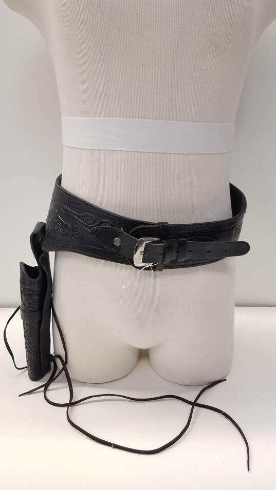 Unbranded Men's Gun Belt and Holster Made in Mexico image number 1